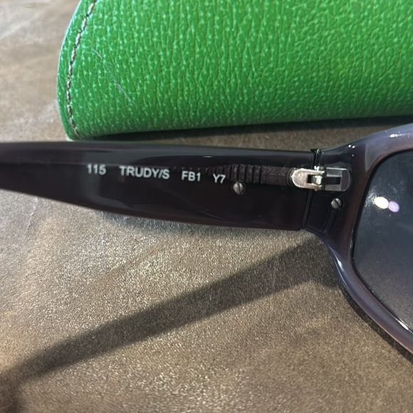 Kate Spade Trudy Sunglasses with Case - Picture 5 of 6